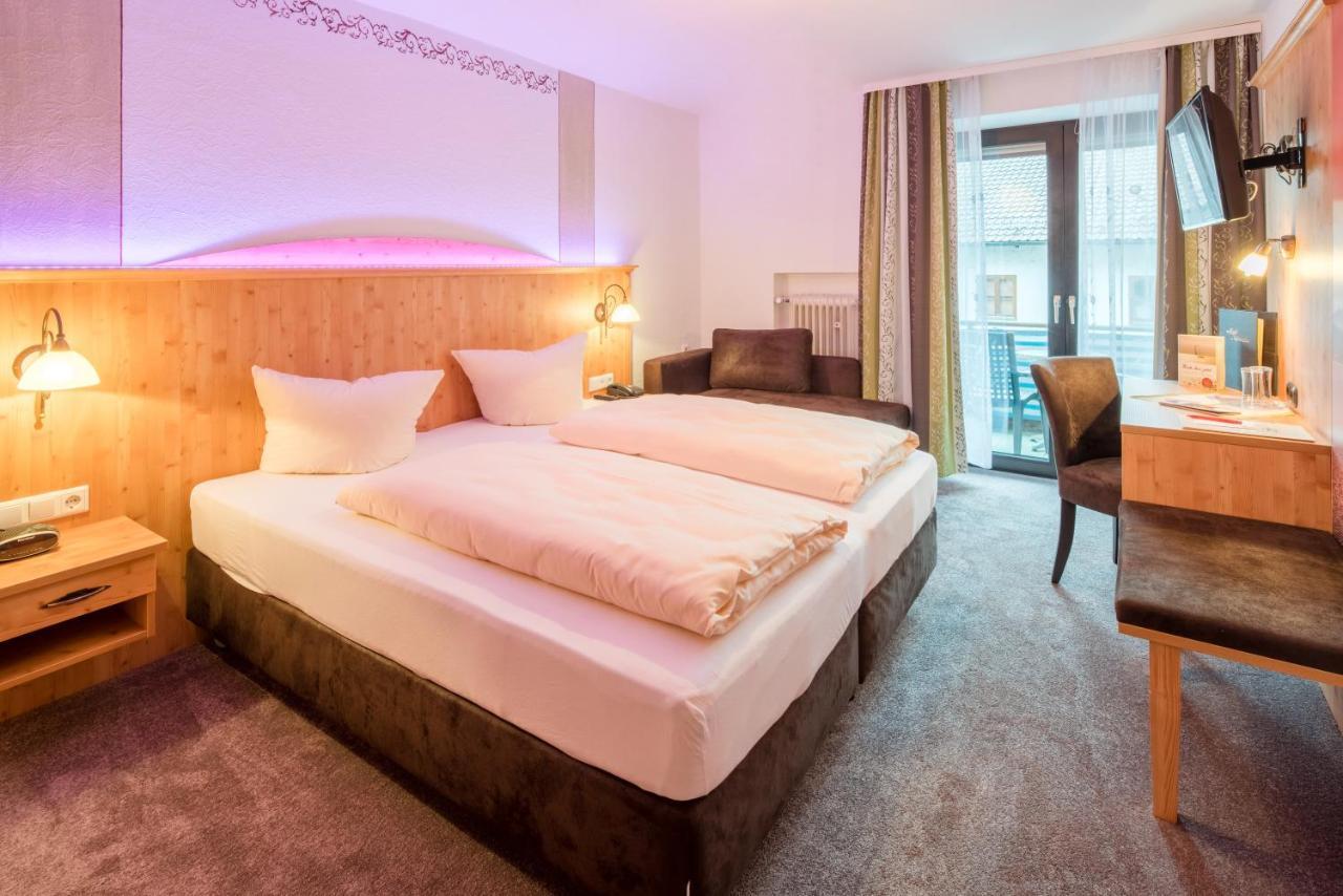 Hotel Landgasthof Zum Schildhauer Halfing Ngoại thất bức ảnh
