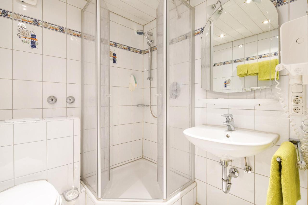 Hotel Landgasthof Zum Schildhauer Halfing Ngoại thất bức ảnh